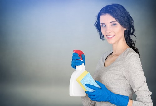 Flexible Battersea office cleaners working after business hours